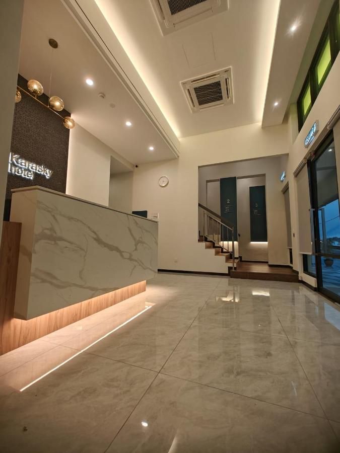 Karasky Hotel thumbnail 2