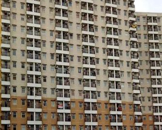 Margonda Residence 2 by Yenia Room - Depok - Building