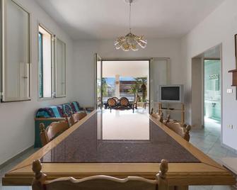 Villa Orange - Torre Lapillo - Sala pranzo