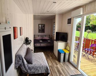 Guestroom Noyers, 1 pièce, 2 personnes - FR-1-590-266 - Noyers - Sala de estar