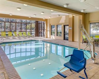 Extended Stay America Suites - San Rafael - Francisco Blvd East - San Rafael - Басейн