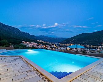 Apartments Villa Arcadia - Dubrovnik - Uima-allas