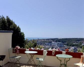 St Marys Apartment - Hastings - Balcony