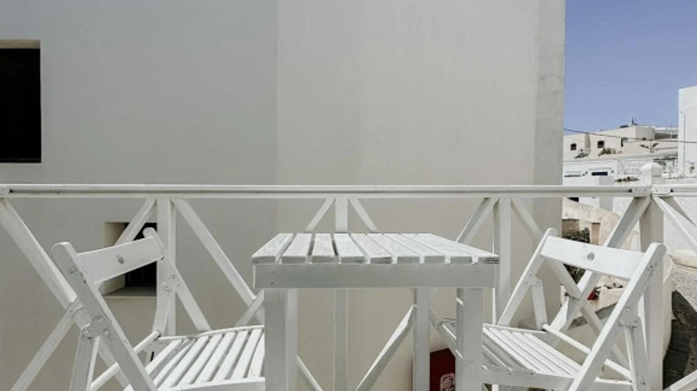 Hotel Thirasia