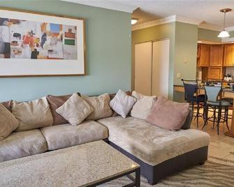 Deluxe Suite Waterfront Views - Fairhaven - Huiskamer