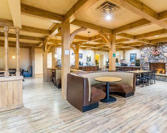 Baymont by Wyndham Fort Morgan - Fort Morgan - Bar