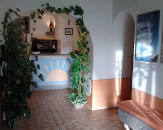 Residence Acanto - ליפארי - דלפק קבלה