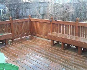 Big House for Share Near 401-east And Pickering Town Centre - Pickering - Balcón