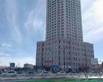 Hanting Hotel (Chifeng Station East Square) - Chifeng - Building
