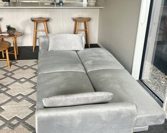 Brand New & Central Townhouse - Christchurch - Sala de estar