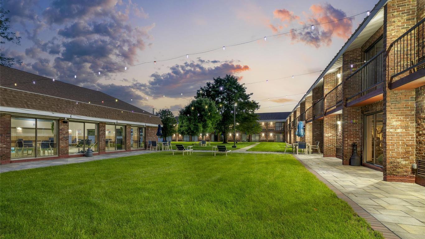 Best Western Plus Keene Hotel