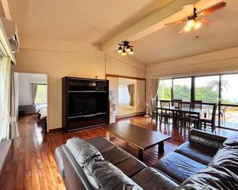 Cottage Sachi - Nakijin - Wohnzimmer