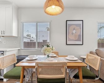 The Stylish Cozy Bungalow in North Park - San Diego - Dining room