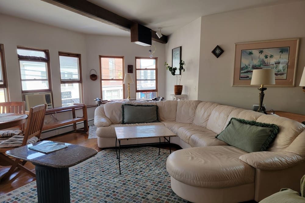 Living room view of Stonington Borough - Private Townhome - Right in the Heart of \'The Boro\'