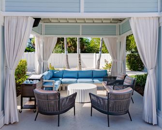 دبل تري ريزورت باي هيلتون جراند كي-ك... - كي وست - حوض السباحة