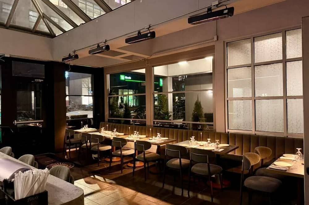 فور بوينتس باي شيراتون مانهاتن سوهو فيليج - نيويورك - مطعم