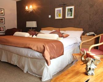 The Old Imperial Hotel Youghal - Youghal - Bedroom