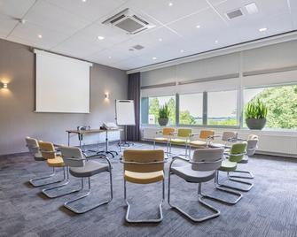 Amrâth Airport Hotel Rotterdam - Rotterdam - Lounge