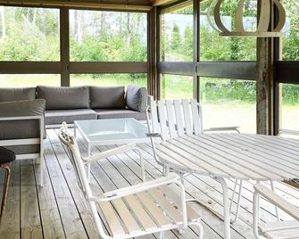 4 Person Holiday Home in Tranas-by Traum - Tranås - Patio