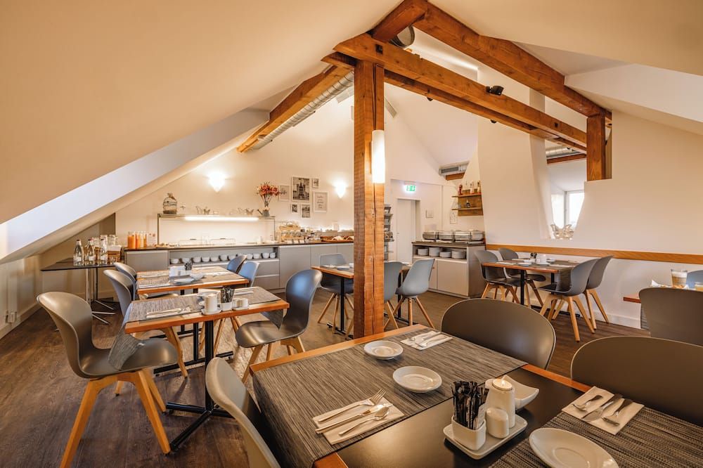 هوتل سبالينتور - بازل - مطعم