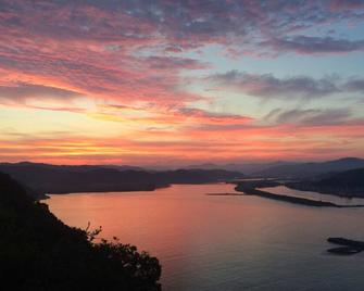 Nonsmoking Japanesestyle detached house surrounded by virgin forest Building 2 / Shimanto Kōchi - Shimanto