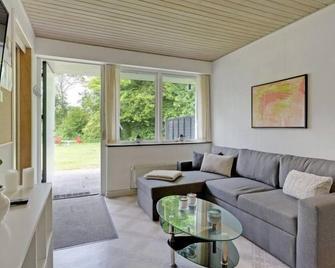 Apartment Wisti - 20km from the sea by Interhome - Skaerbaek - Sala de estar