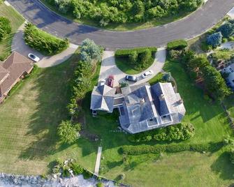 Orient Point Family Waterfront Home - Orient
