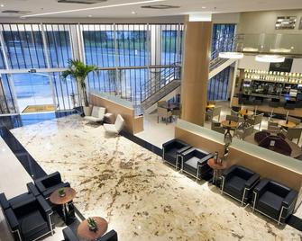Quality Hotel Vitoria - Vitória - Lobby