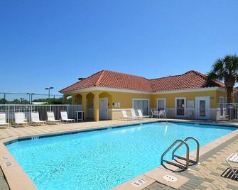 Ciboney Beach Resort Panhandle Getaways - Destin - Pool
