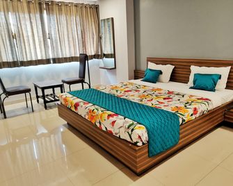Hotel Dhruva - Solāpur - Bedroom