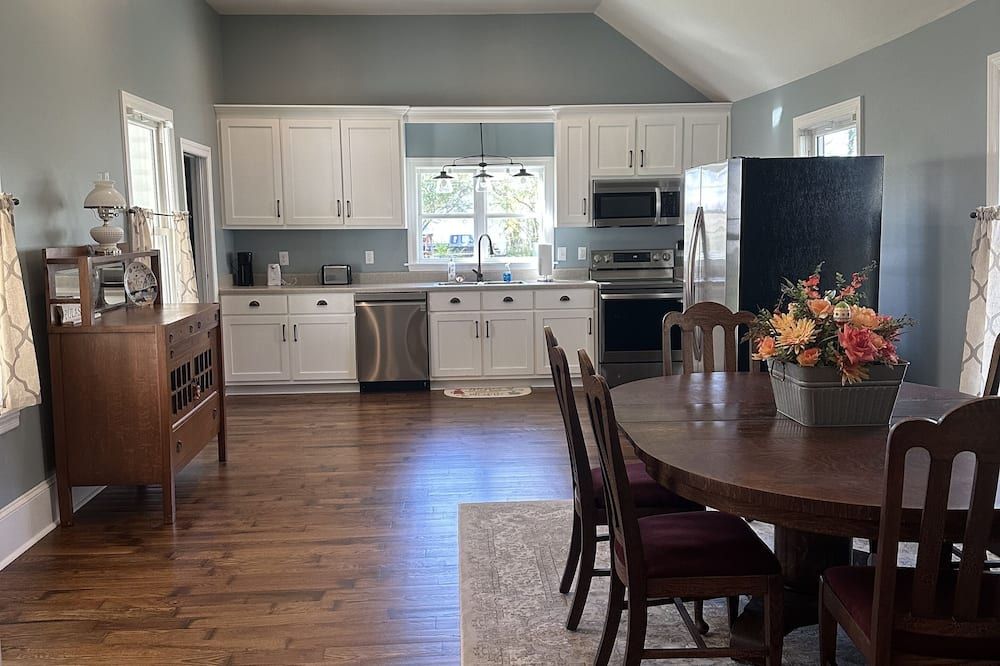 2nd Street Retreat - Pulaski - Кухня
