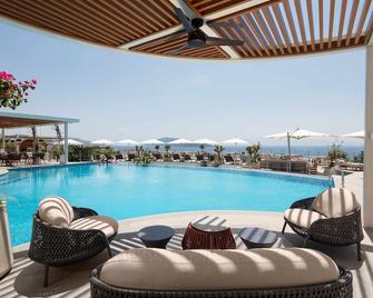Doria Hotel Bodrum-City Center - בודרום - בריכה