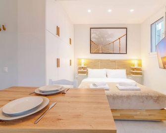 Luxurious studio apartment in the heart of Athens - Athens - Bedroom