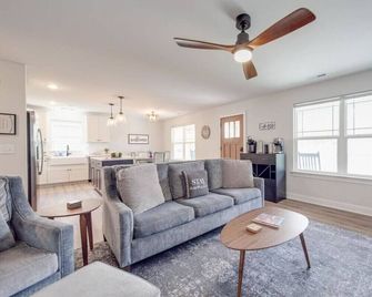 3br Cozy Mt. Holly River Retreat! Fire Pit - Usnwc - Mount Holly - Sala de estar