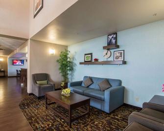 Comfort Inn & Suites Airport South - Calgary - Lobby