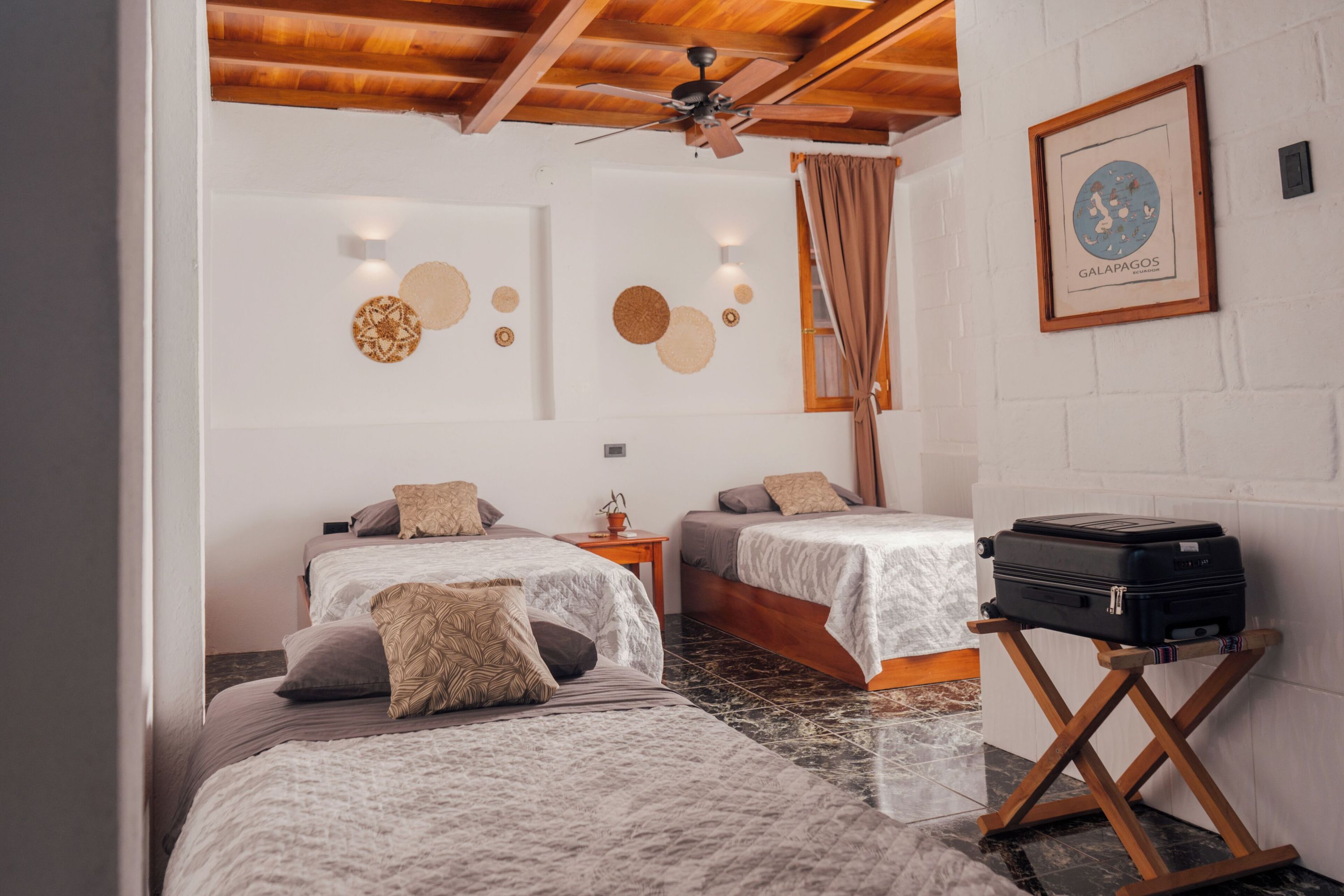 Hotel Pimampiro - Puerto Baquerizo Moreno - Schlafzimmer