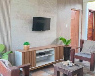 Recanto Das Arvores - בריירינאס - סלון