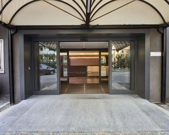 Hotel Como - Комо - Коридор