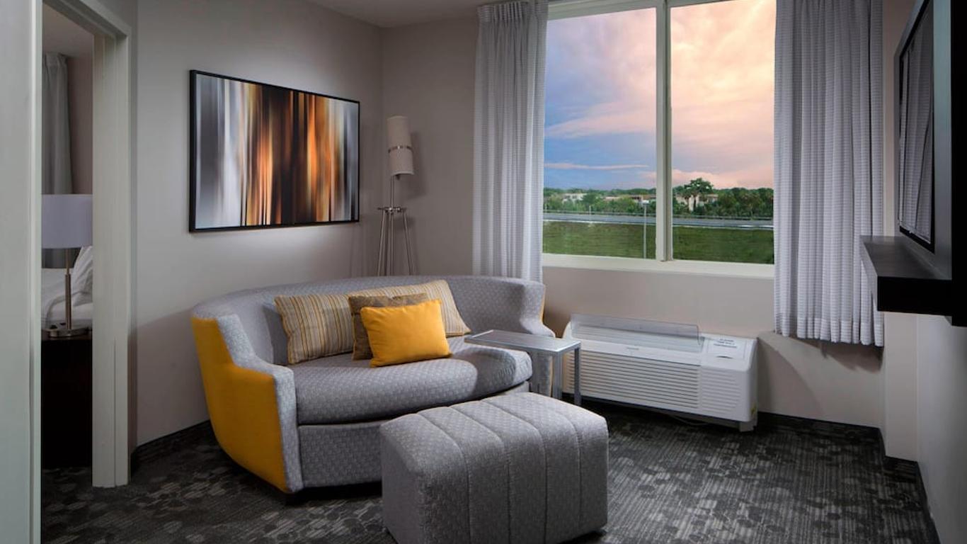 Courtyard by Marriott Miami Dadeland