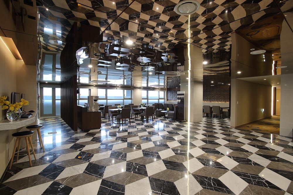 أفنتري هوتل بوسان - بوسان - ردهة