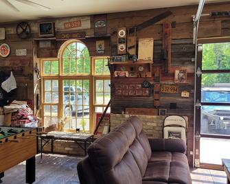 Incredible New Build ~ Awesome Atv Location ~ Game Room ~ Perfect Location! - Copper Harbor - Living room