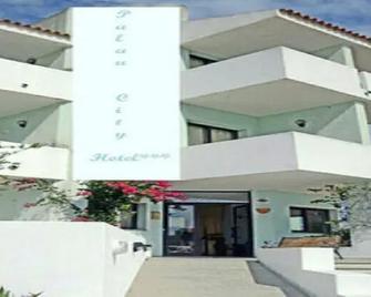 Palau City Hotel - Palau - Gebouw