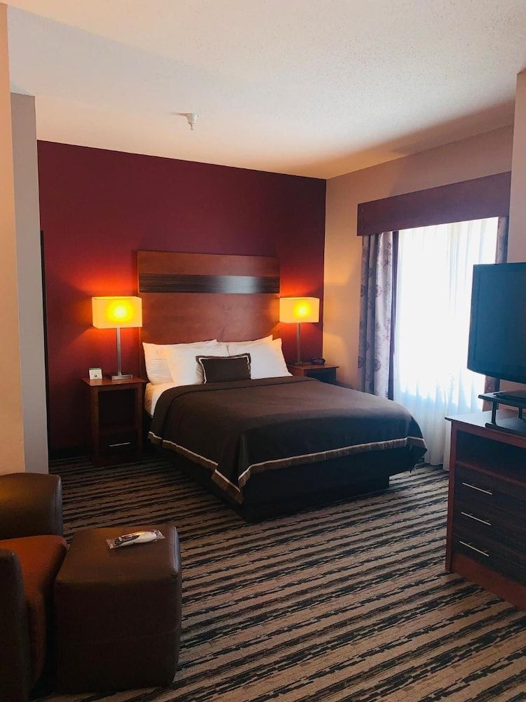 Bedroom view of GrandStay Residential Suites Hotel St Cloud