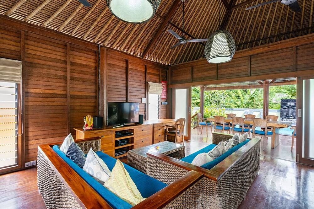 جيكو فيلا آند بنجالوز