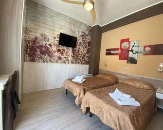Hotel Eva La Romantica - Moneglia - Спальня