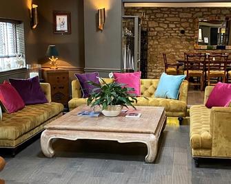 Pettifers Freehouse Hotel - Crudwell - Obývací pokoj