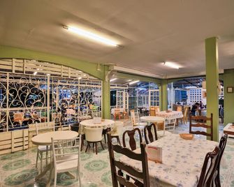 Phuket Nonnita Boutique Resort - Wichit - Restaurante