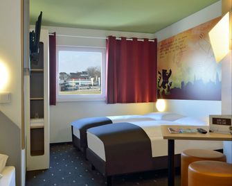 B&B Hotel Weimar - ויימאר - חדר שינה