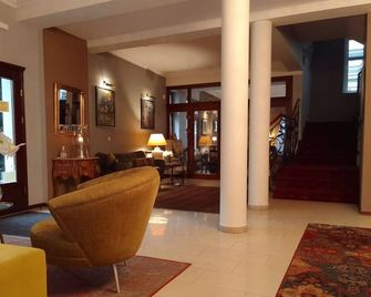 هوتل ستير مياستو أولد تاون - بوزنان - ردهة