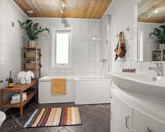 Klara - Sandefjord - Bad